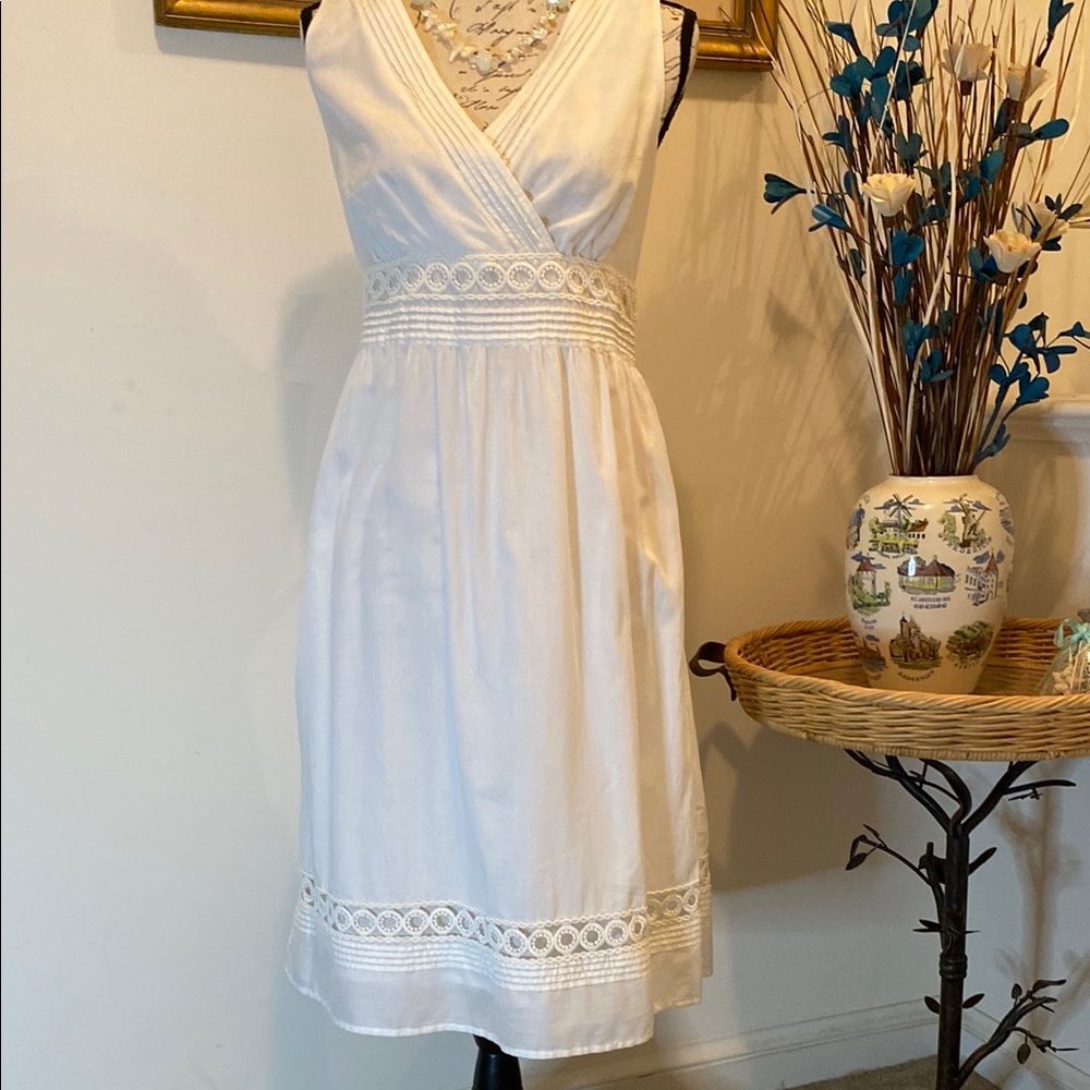 Beach Old Navy White Sleeveless lace embellished V neck Wrap style Sundress